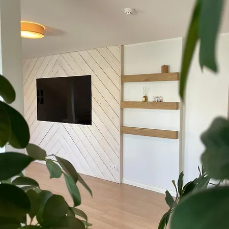 Apartment Raunex
