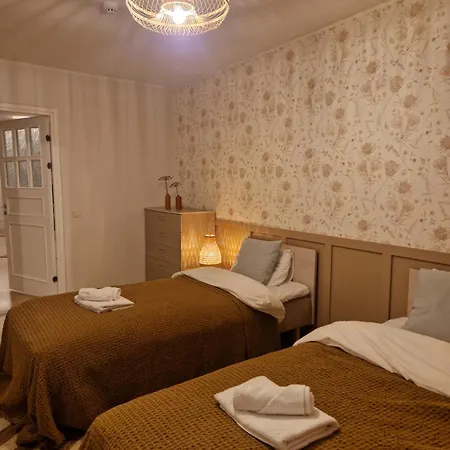 Raunex Apartment *