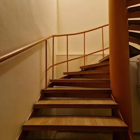 Raunex Apartment *