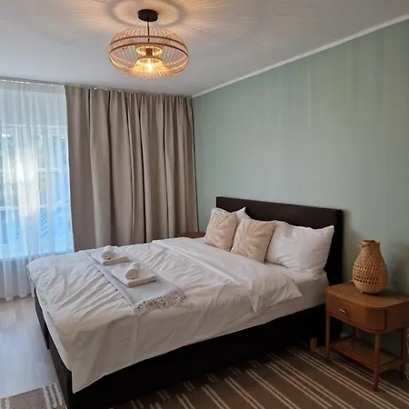 Apartment Raunex